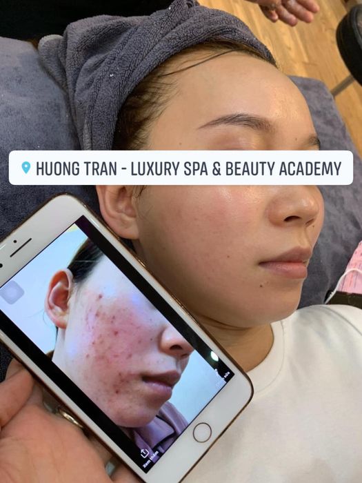 Hương Trần - Luxury Spa & Beauty Academy - Không gian sang trọng đẳng cấp