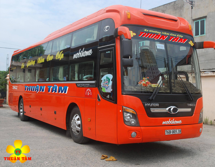 Hình ảnh nội thất sang trọng trên xe giường nằm Thuận Tâm
