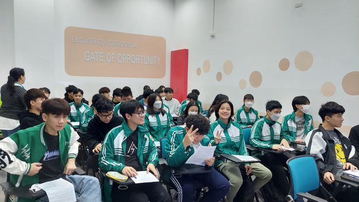 Hoạt động nhóm sáng tạo giúp trẻ học tiếng Anh hiệu quả