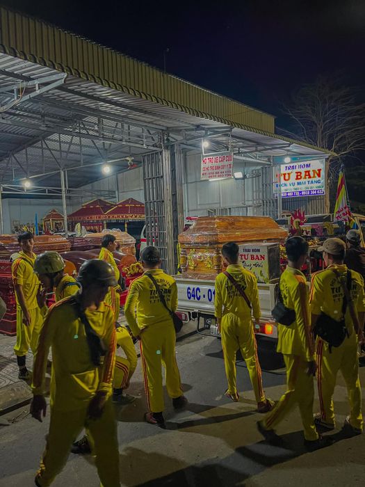 Hình ảnh thực tế Trại hòm Tư Ban