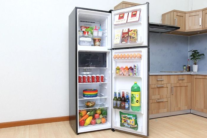 Hình ảnh tủ lạnh Sharp góc nhìn đa chiều