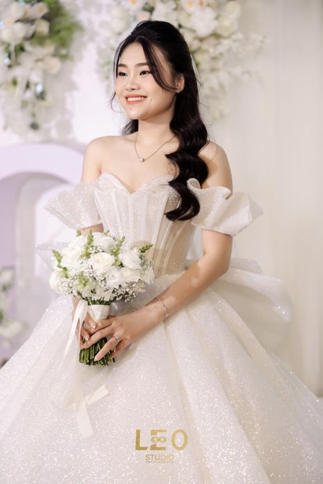 Khoảnh khắc tình yêu đẹp như mơ được LEO Studio lưu giữ trọn vẹn