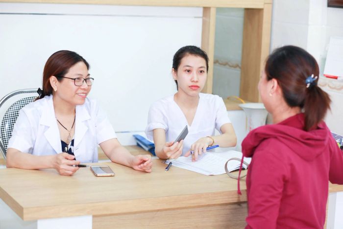 Hình ảnh hệ thống thiết bị y tế tại Phòng Khám BS Hằng