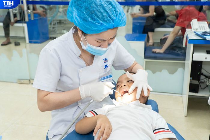 Hình ảnh thiết bị nha khoa tiên tiến tại Bệnh viện Thái Thượng Hoàng
