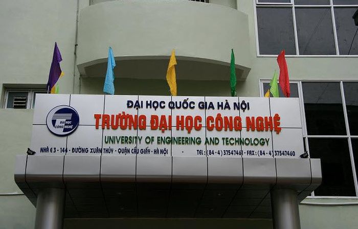 Hình ảnh khuôn viên Đại học Công nghệ - ĐHQGHN