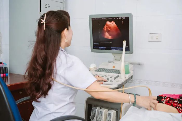 Hình ảnh hệ thống máy móc y tế tiên tiến tại Phòng Khám Bác Sĩ Thu
