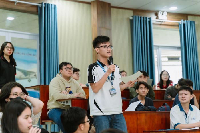 Hình ảnh sinh hoạt học tập tại UIT
