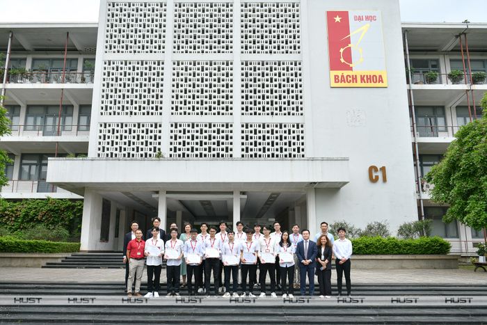 Trường Đại học Bách Khoa Hà Nội ảnh 1