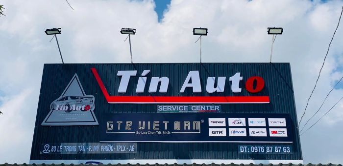 Tín Auto - Không gian thi công hiện đại