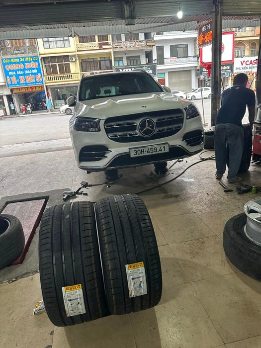 Hình ảnh Tuấn Lốp Ao Cá 1