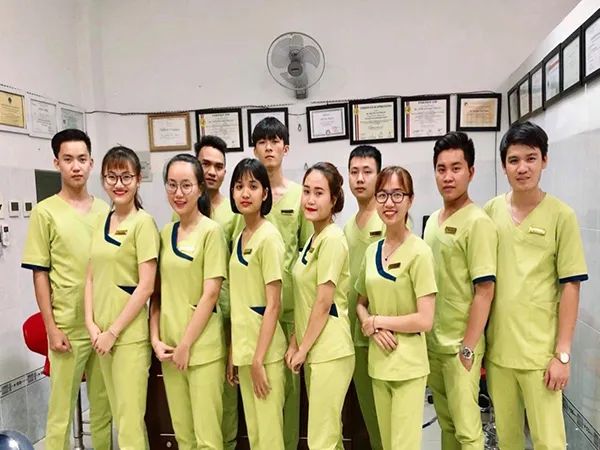 Bộ sưu tập đồng phục ấn tượng từ nDƯ Nha Trang