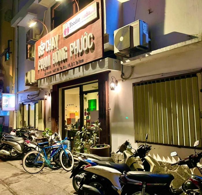 Không gian ấm áp tại Bếp Chay Phạm Hồng Phước