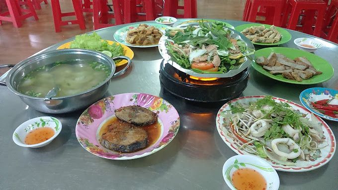 Hình ảnh món ăn hấp dẫn tại nhà hàng