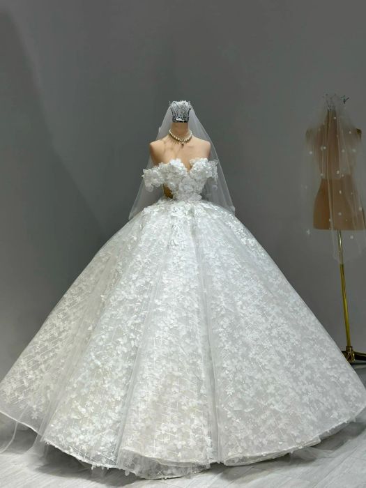 BST váy cưới mới nhất tại Marry Wedding
