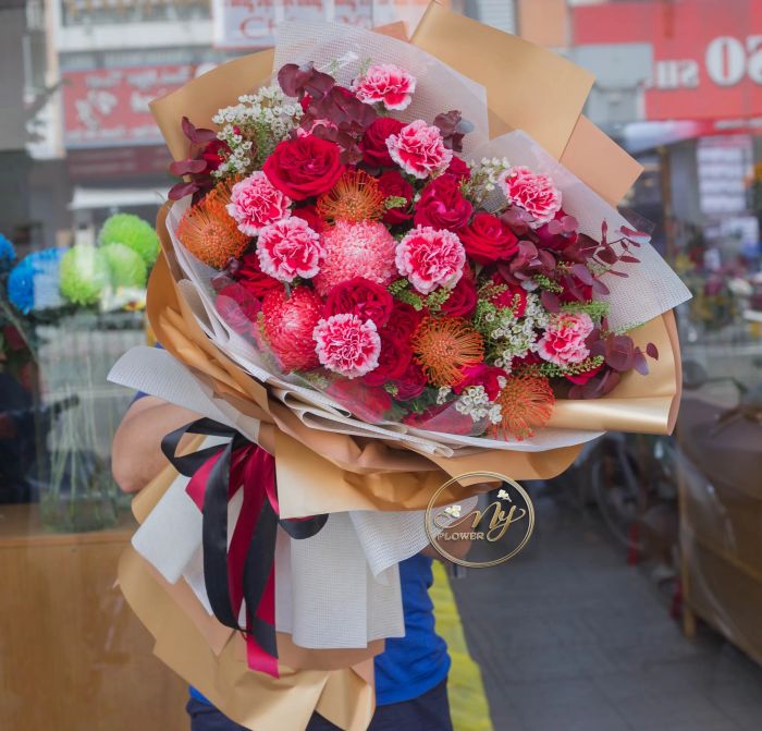 Nỳ Flower - Người Yêu Hoa ảnh 2