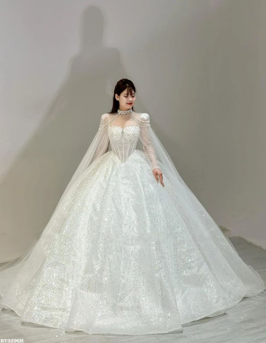 Hình ảnh váy cưới tại Marry Wedding
