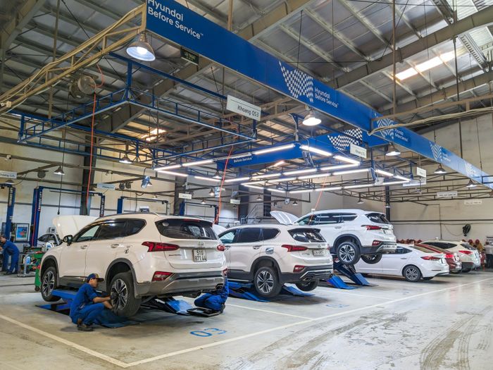 Không gian trưng bày và xưởng dịch vụ hiện đại tại Hyundai Sông Hàn