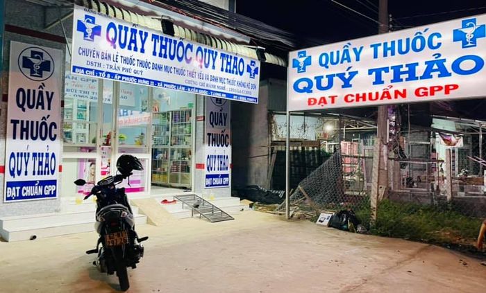 Hình ảnh đội ngũ tư vấn tận tâm tại Quầy thuốc Quý Thảo