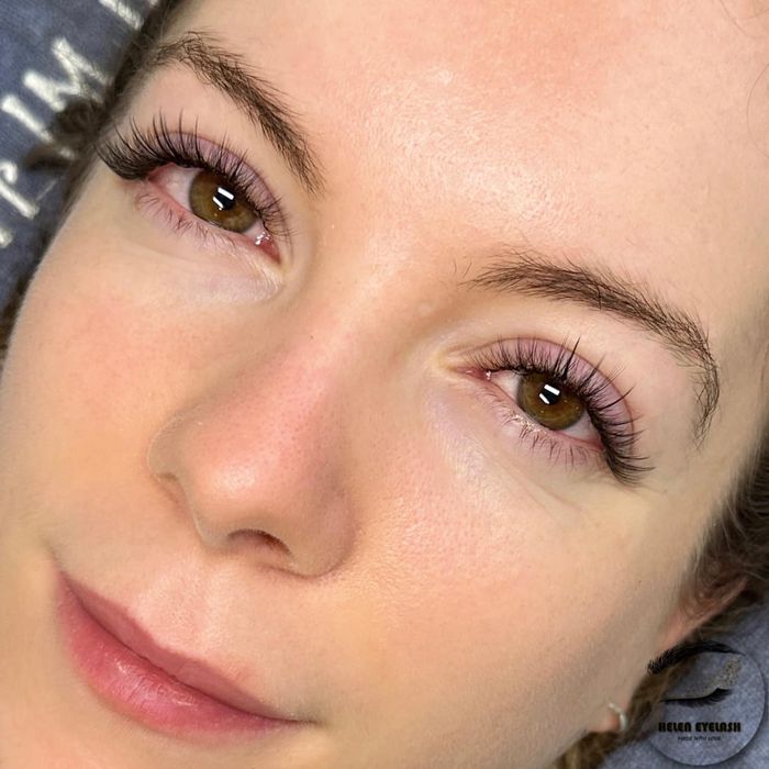 Hình ảnh thực tế tại Helen Lashes