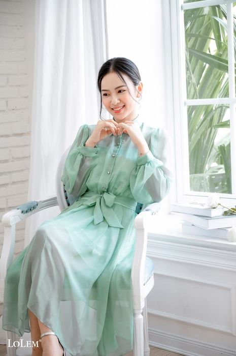 Không gian mua sắm đầy cảm hứng tại LOLEM Clothing