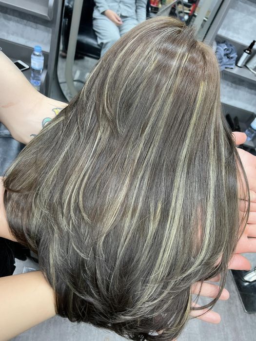 Salon Tóc Huỳnh Tây - Hình ảnh 2