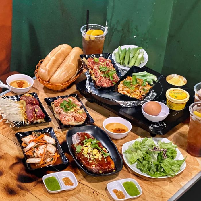 Nghệ thuật trình bày món bò tại Bò Corner