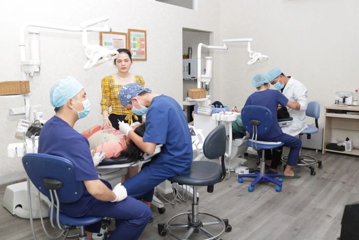 Hình ảnh phòng khám tiêu chuẩn 5 sao tại Nha Khoa Dr. Hạ