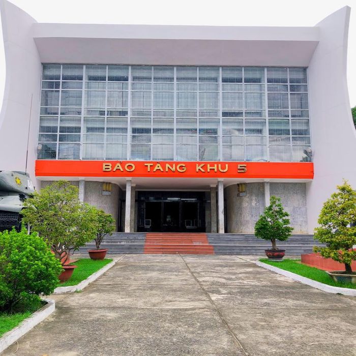 Hình ảnh Bảo tàng Quân khu 5 số 1