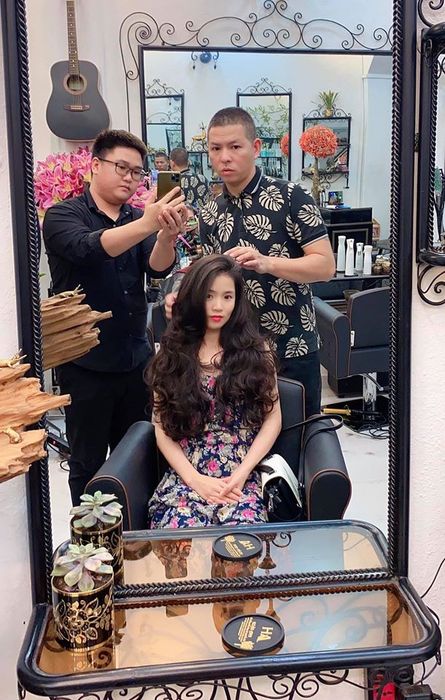 Không gian sang trọng và những tác phẩm tóc nghệ thuật tại Hair Salon Hoàn Anh