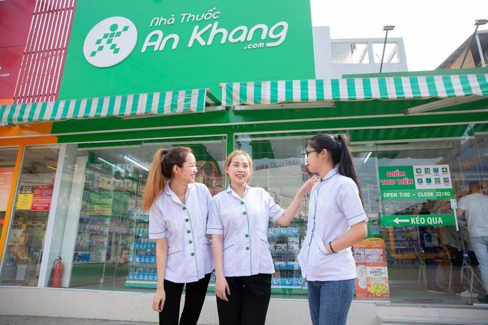Hình ảnh nội thất hiện đại tại Nhà thuốc An Khang