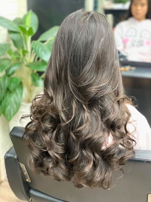 Không gian ấm cúng và chuyên nghiệp tại Hair Salon Nguyễn An