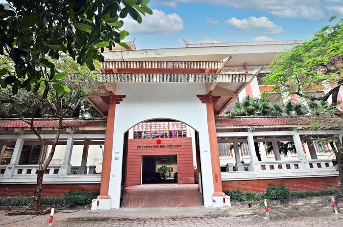 Bảo tàng Văn học Việt Nam - Không gian trưng bày ấn tượng