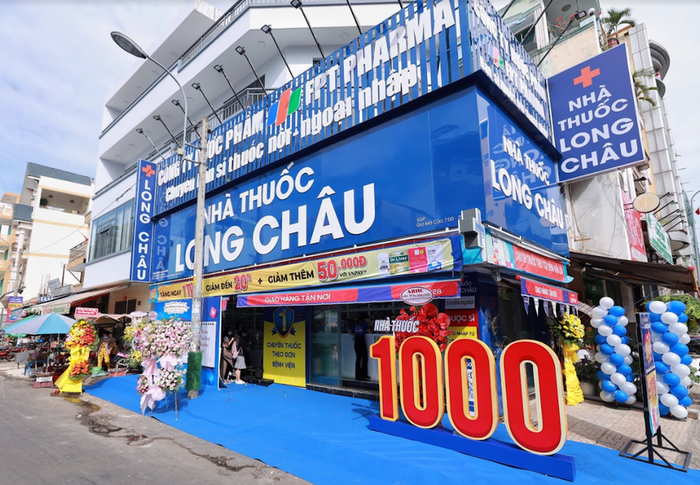 Hệ thống quầy thuốc thông minh FPT Long Châu