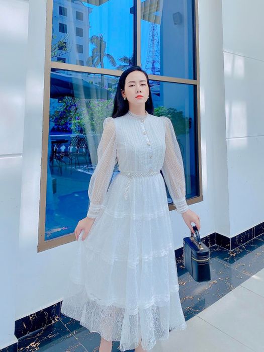 Her Clothes - Ảnh minh họa phong cách 2