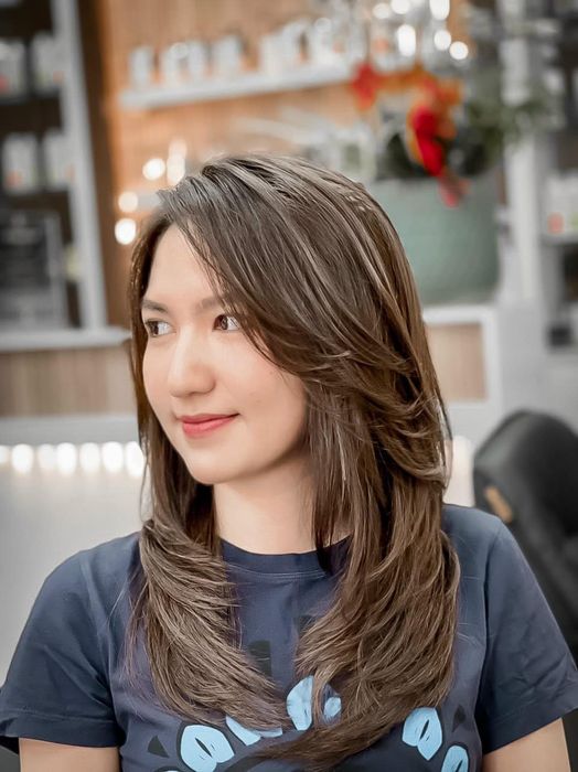 Quy trình chăm sóc tóc chuyên nghiệp tại Niên Is New