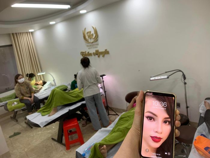 Không gian sang trọng tại Thẩm Mỹ Thấm Nguyễn - Ảnh 1