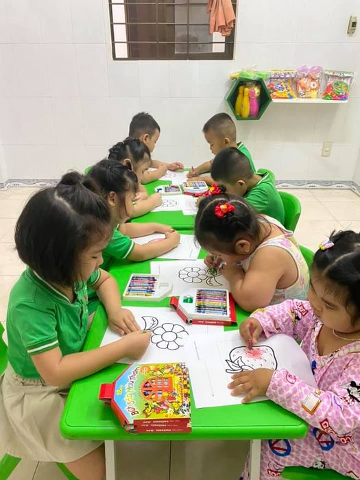 Những khoảnh khắc vui chơi hồn nhiên tại Mầm Non Vành Khuyên