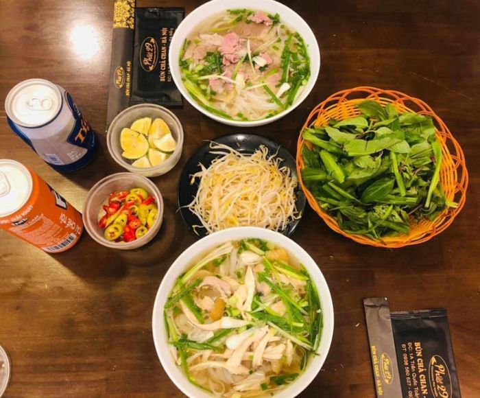 Hình ảnh tô phở bò sốt vang đặc biệt thơm ngon tại Phở 29