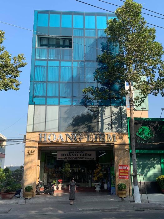 Không gian phục vụ chuyên nghiệp tại Nhà thuốc Hoàng Liêm