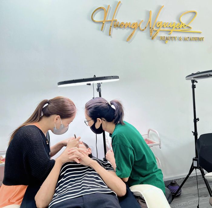 Hương Nguyễn Beauty Academy ảnh 2