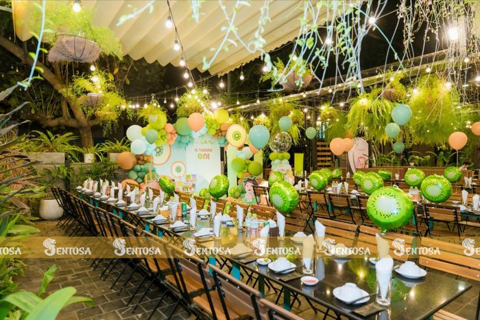 Không gian tiệc tùng sang trọng tại Nhà hàng Sentosa
