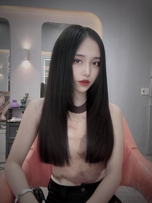 Không gian sang trọng và dịch vụ chuyên nghiệp tại TrungAnh Hair Salon