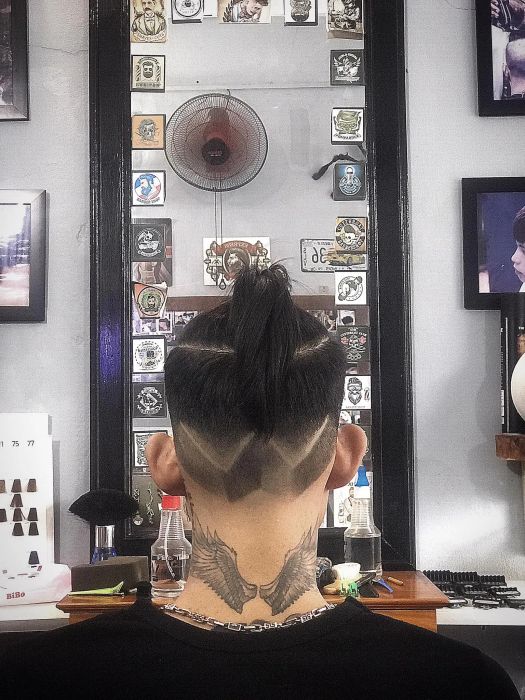 Không gian sang trọng tại Zĩnh Barber Shop