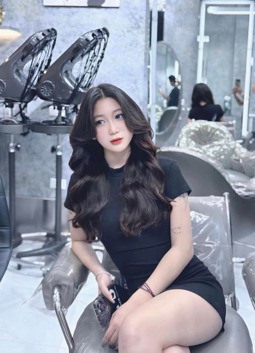 Không gian sang trọng và dịch vụ đẳng cấp tại Chung Trần Hair Salon