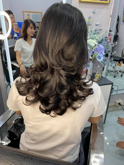 Những tác phẩm nghệ thuật tóc đầy sáng tạo tại Hair Salon Pen Poy