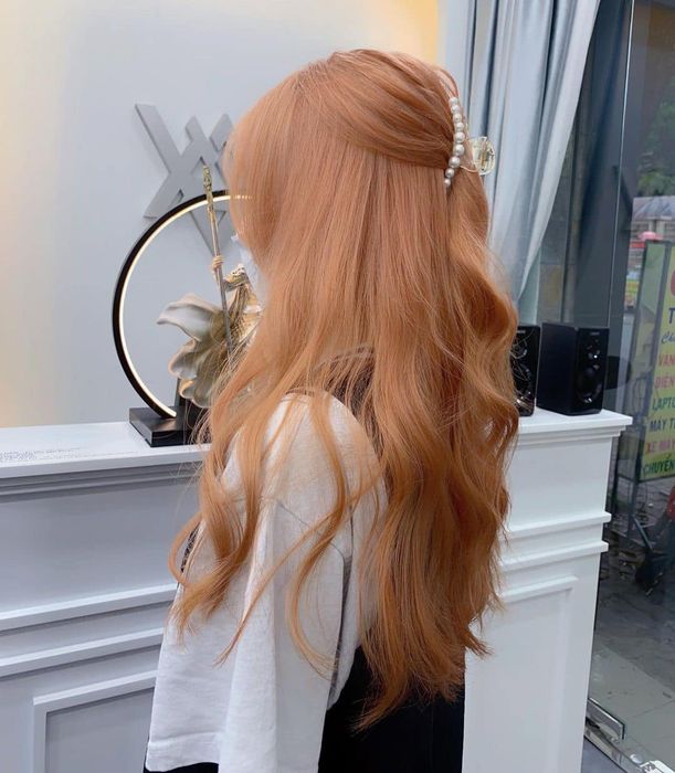 Không gian sang trọng tại Hair salon Tóc yêu & Quang