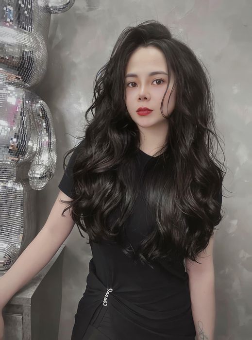 Những mẫu tóc thời thượng được tạo nên bởi đôi bàn tay tài hoa của đội ngũ stylist tại Salon New Hair