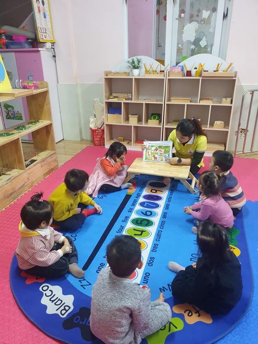 Hoạt động vui chơi ngoài trời đầy hứng khởi