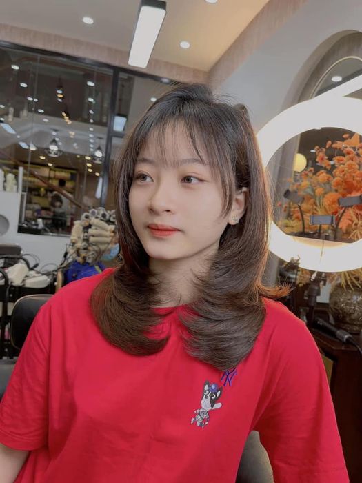 Không gian hiện đại và sang trọng tại Hair Salon Pen Poy