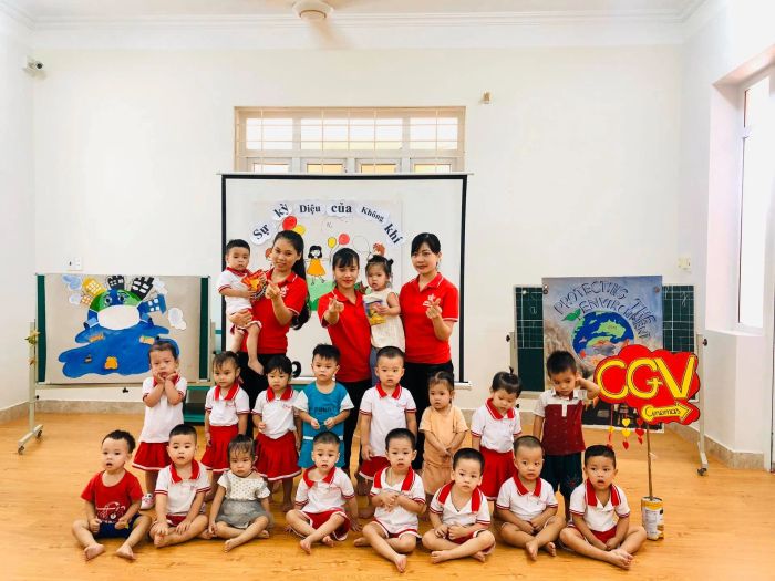 Những giờ học vui nhộn đầy sáng tạo tại Edukids UB